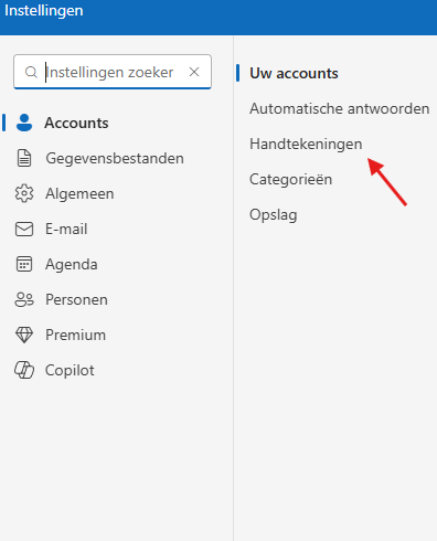 Het instellingenvenster met Accounts geopend en een pijl naar Handtekeningen